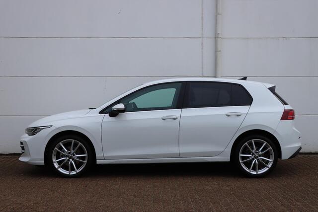 Volkswagen GOLF 1.5 eTSI Life Edition DSG7 116pk | CarPlay | Achteruitrijcamera | PDC