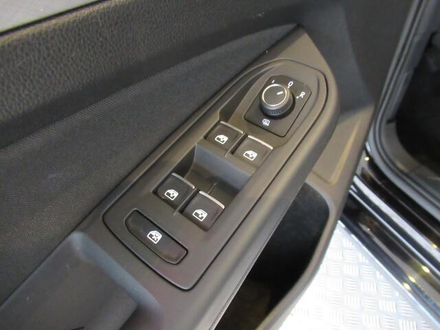 Volkswagen GOLF 1.0 TSI Life