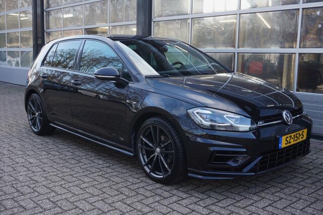 Volkswagen GOLF 1.0 TSI Highline Business R