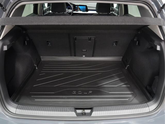 Volkswagen GOLF 1.0 eTSI 110pk DSG Life Business Navigatie Massage Stoel/Stuurverw. Acc LED 52