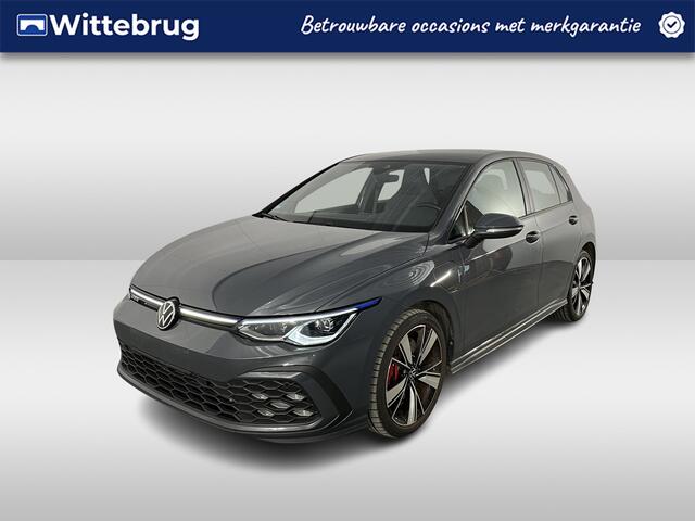 Volkswagen GOLF 1.4 eHybrid GTE / AUTOMAAT/ 245 PK/ PARK.SENSOR.V+A/ CAMERA/ STUUR+STOELVERWARM./ DODE HOEK/ APP-CONNECT/ ACC/ DIGITAL DASH/ DAB/ NAVI/ CLIMA/ LED/ ISOFIX/ 18'' LMV