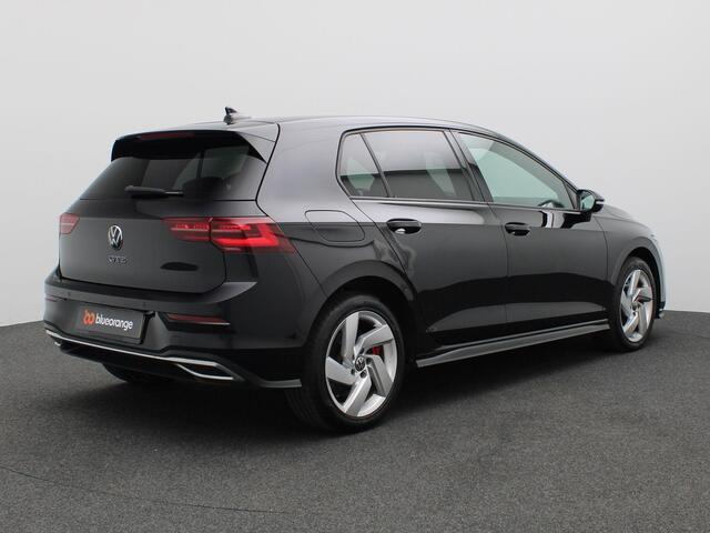 Volkswagen GOLF 1.4 eHybrid GTE 245PK DSG SOH 87%, Achteruitrijcamera, LED Matrix, Navi, Adaptieve Cruise, Stuurverwarming, Navigatie, 17'' lichtmetaal