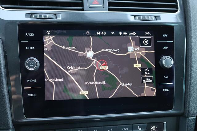 Volkswagen GOLF 1.5 TSI Highline Business R PANO STOELVERW. CARPLAY STUURFLIPPERS ADAPTIVE-CRUISE DAB NAVI CLIMA HILL-HOLD 2XPDC 18''LMV