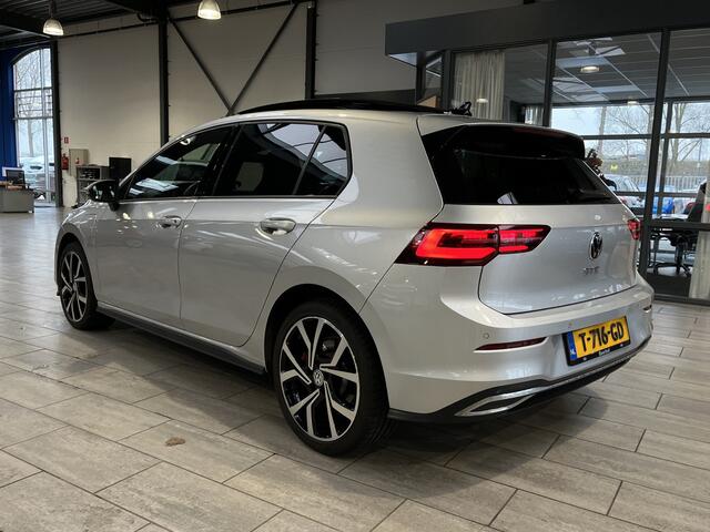 Volkswagen GOLF 1.4 eHybrid 245 pk GTE | Trekhaak | Pano | IQ LED | Camera | Stoel- en stuurverw. | Head up disp. | 18"