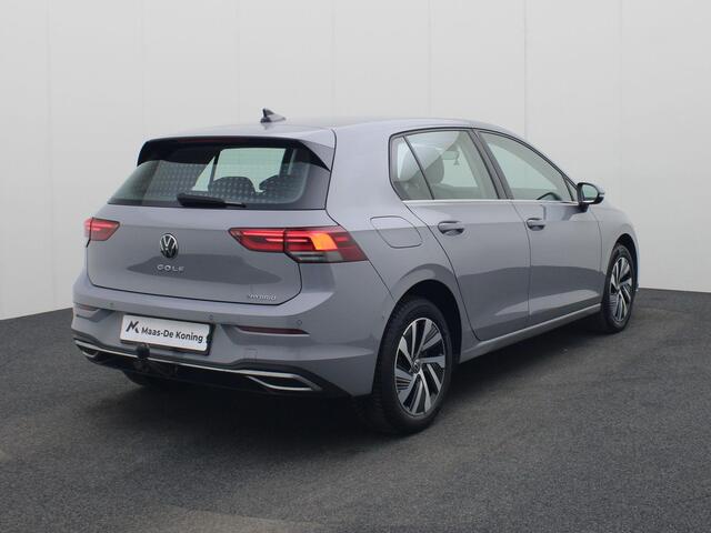 Volkswagen GOLF 1.4eHybrid 150kW/204PK Style DSG · Navigatie · Apple/Android Car Play · Trekhaak · Camera + Parkeersensoren · Dodehoeksensor ·