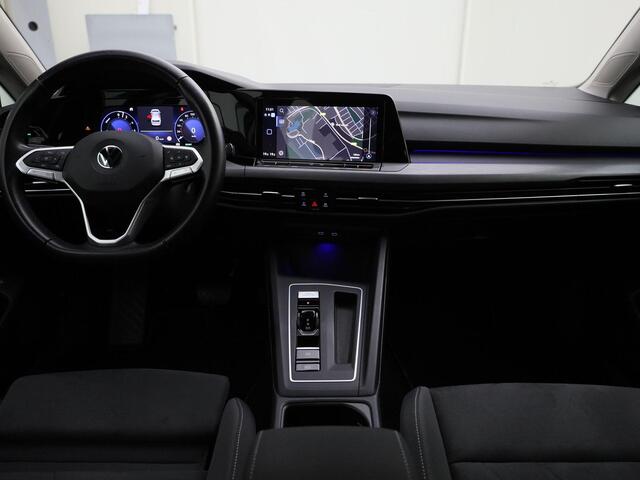 Volkswagen GOLF 1.4eHybrid 150kW/204PK Style DSG · Navigatie · Apple/Android Car Play · Trekhaak · Camera + Parkeersensoren · Dodehoeksensor ·
