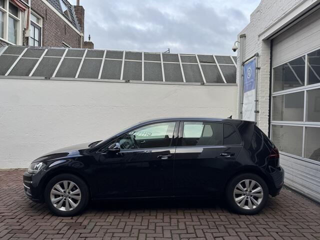 Volkswagen GOLF 1.0 TSI Comfortline Business Clima/Cruisecontrol/Navi/Stoelverwarm./PDC/LMvelgen