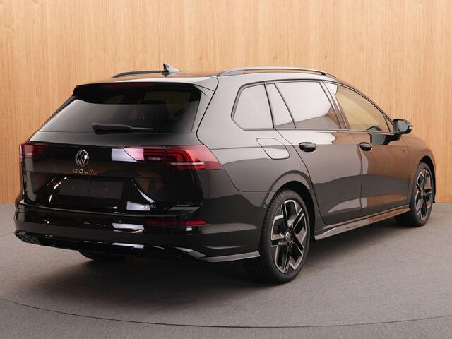 Volkswagen GOLF Variant 1.5 eTSI R-Line Edition