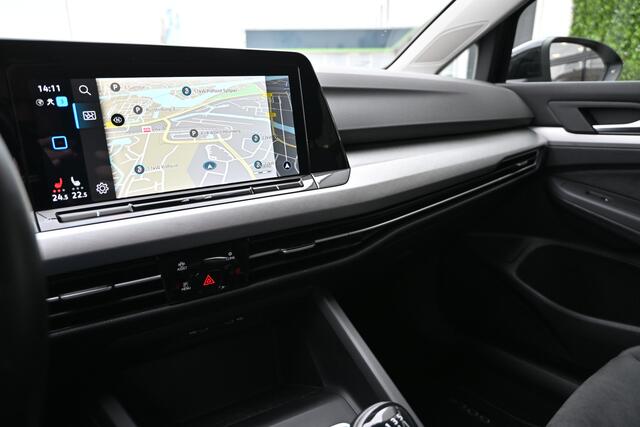 Volkswagen GOLF 1.0 TSI Life Business | Massage | Ambient | 19" Adelaide