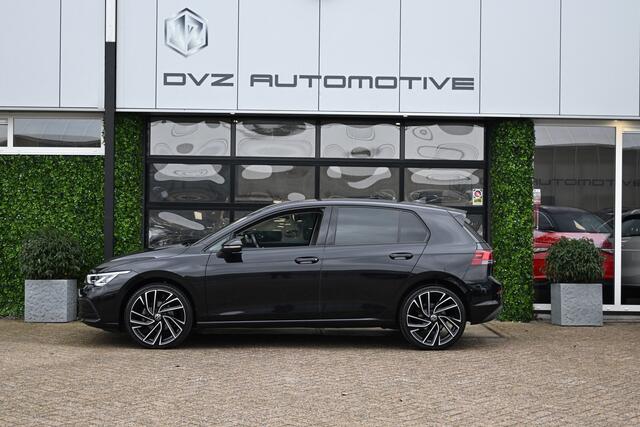 Volkswagen GOLF 1.0 TSI Life Business | Massage | Ambient | 19" Adelaide