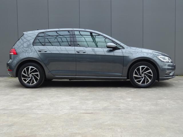 Volkswagen GOLF 1.0 TSI JOIN * NAVIGATIE * STOELVERWARMING !!