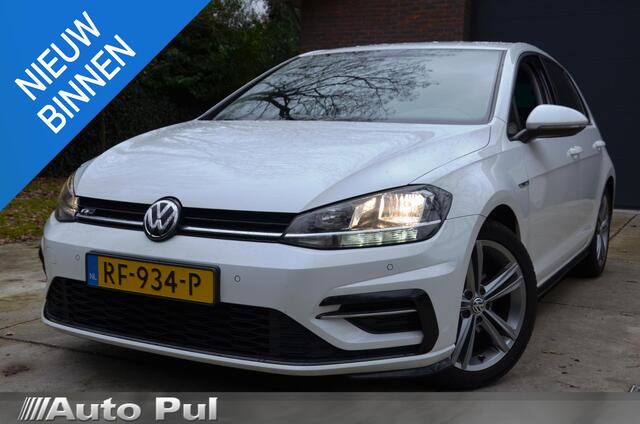 Volkswagen GOLF 1.5 TSI Highline Business R Automaat/Airco/Navi/Cr-Controle/Pdc/Privacy-Glass/Digitaal-Instrumentenpaneel/Trekhaak/Stoelverwarming/17-Inch Lmv