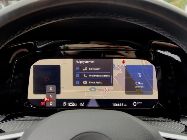 Volkswagen GOLF 1.5 eTSI AUT7 R-LINE+ SPORT-INT NAVI CAMERA DIGI-DASH APPLE-CARPLAY LED LMV PDC