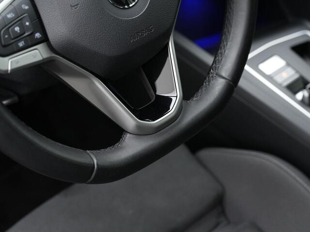 Volkswagen GOLF Variant 1.5 eTSI 130 pk DSG Style | Trekhaak | Geheugen-/massagestoel | Head-up display | Stuur-/stoelverwarming