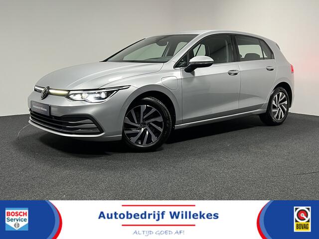 Volkswagen GOLF 1.4 eHybrid Style | NAVI | TREKHAAK | ACC | KEYLESS |
