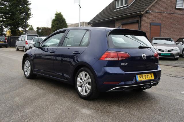 Volkswagen GOLF 1.5 TSI Executive-pakket TREKH/NAVI/ADAPTIEF-CRUISE PERFECTE STAAT