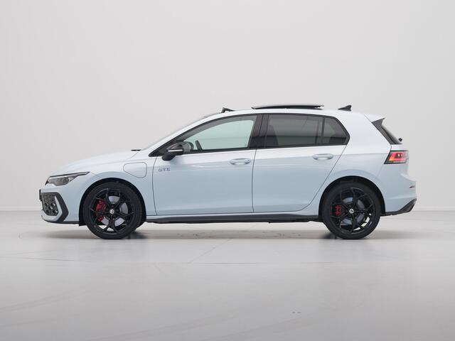 Volkswagen GOLF GTE 1.5 TSI eHybrid 272pk DSG Panoramadak / Demonstratieauto