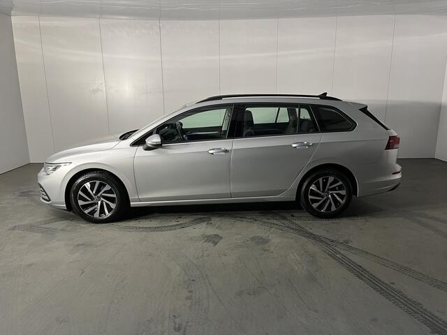 Volkswagen GOLF Variant 1.0 eTSI Life Business / AUTOMAAT/ CRUISE/ CLIMA/ STOELVERWARMING/ NAVI/ APP-CONNECT/ PARK. SENSOREN
