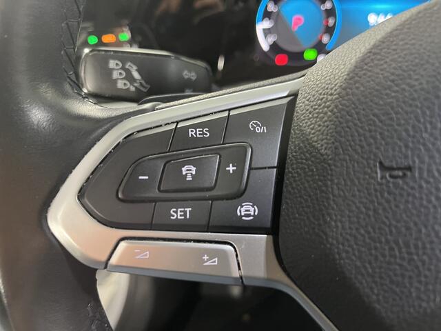 Volkswagen GOLF Variant 1.0 eTSI Life Business / AUTOMAAT/ CRUISE/ CLIMA/ STOELVERWARMING/ NAVI/ APP-CONNECT/ PARK. SENSOREN