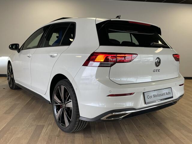 Volkswagen GOLF 1.4 eHybrid 245pk PANO/KEYLESS/DCC/CAMERA
