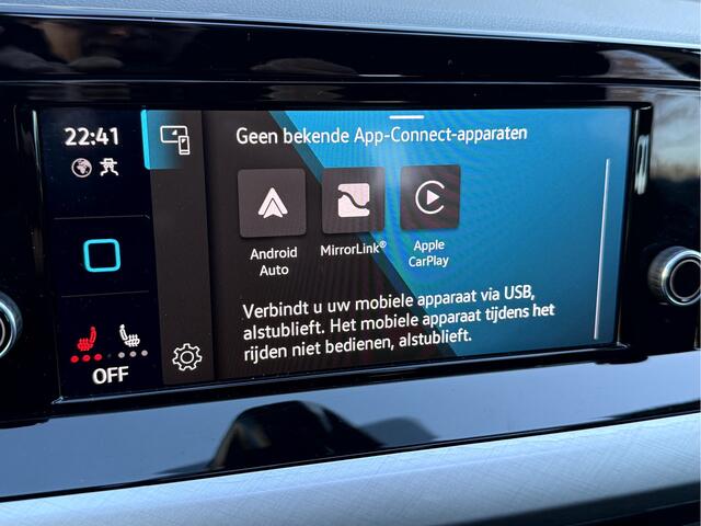 Volkswagen GOLF 1.5 TSI Life Panoramadak, 18''Lmv, IQ Light, Winterpakket