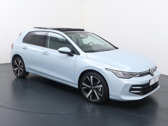 Volkswagen GOLF 1.5 eHybrid Life Edition | 204 PK | SoH100% | Automaat | Panoramadak | Adaptive cruise control | Achteruitrij camera |