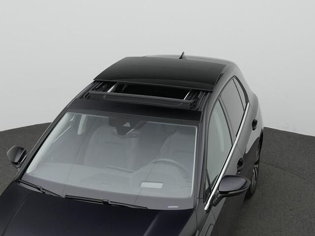 Volkswagen GOLF 1.4 eHybrid 204 pk Style | Panoramadak | IQ Light | Achteruitrijcamera | Stuur/stoelverwarming