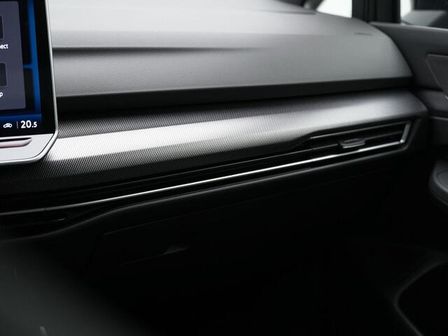 Volkswagen GOLF 1.5 eHybrid 272 pk DSG GTE | Stoelventilatie | Leder | Geheugenstoel | IQ Light | Achteruitrijcamera | Stoel-/achterbankverwarming