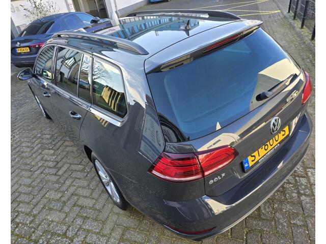 Volkswagen GOLF 1.0 TSI Comfortline / Wagon / Autom. / Navi / PDC / Cruise / Climate
