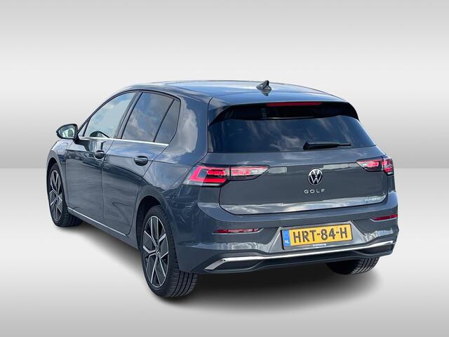 Volkswagen GOLF 1.5 eHybrid 204PK DSG Style Edition / Panoramadak / Digital Cockpit Pro / Matrix Led Koplampen / 18'' LMV / VW