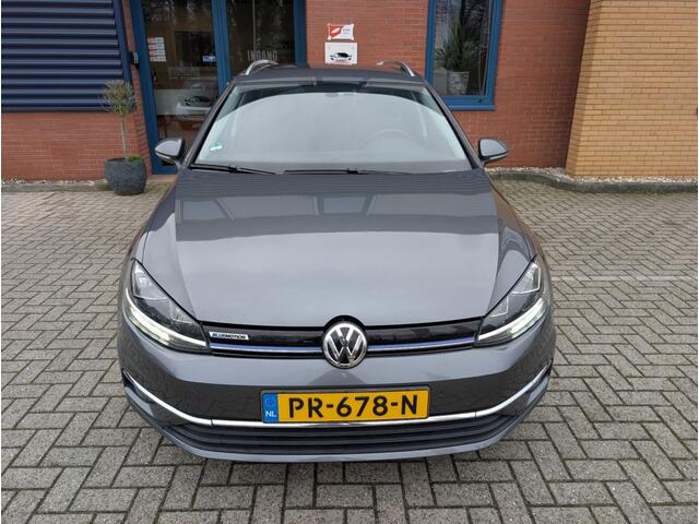Volkswagen GOLF 1.5 TSI HIGHLINE, adaptieve cruise, Virtual Cockpit, airco, PDC, Carplay, 4 Nieuwe All Season Banden.