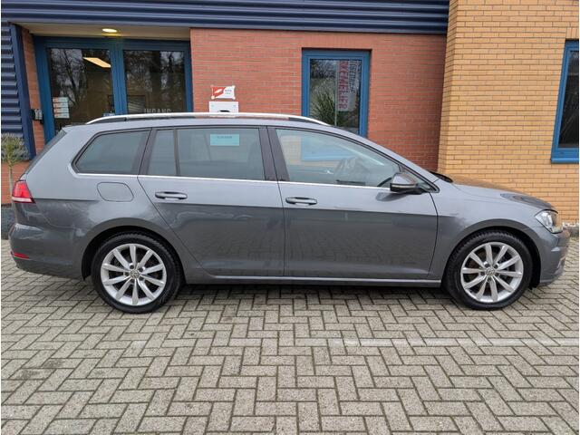 Volkswagen GOLF 1.5 TSI HIGHLINE, adaptieve cruise, Virtual Cockpit, airco, PDC, Carplay, 4 Nieuwe All Season Banden.