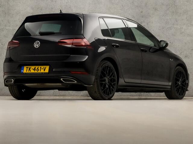 Volkswagen GOLF 1.0 TSI R-Line Highline Sport Automaat (2X R-LINE, BLACK PACK, VIRTUAL COCKPIT, APPLE CARPLAY, GROOT NAVI, CAMERA, GETINT GLAS, LED KOPLAMPEN, SPORTSTOELEN, ADAPTIVE CRUISE, NIEUWSTAAT)