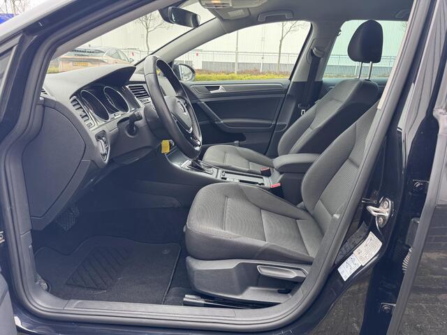 Volkswagen GOLF Variant 1.0 TSI Comfortline Automaat | ACC | AppleCarPlay