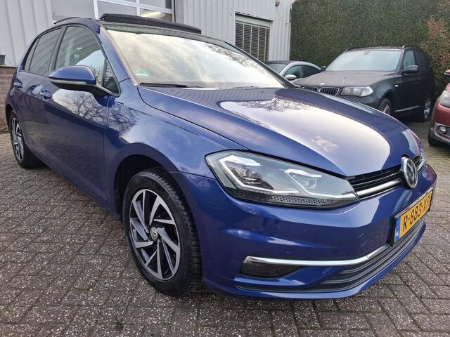 Volkswagen GOLF 1.5 TSI PANODAK/CLIMAT/ADAPTIVE CRUISE/NAVI/LED 130PK