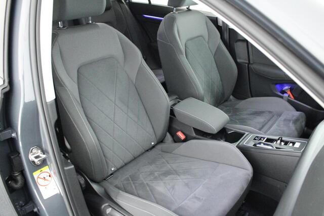 Volkswagen GOLF Variant 1.5 eTSI 150pk DSG Style Keyless Camera Stoelverwarming Memory Virtual Cockpit Navigatie IQ-Light