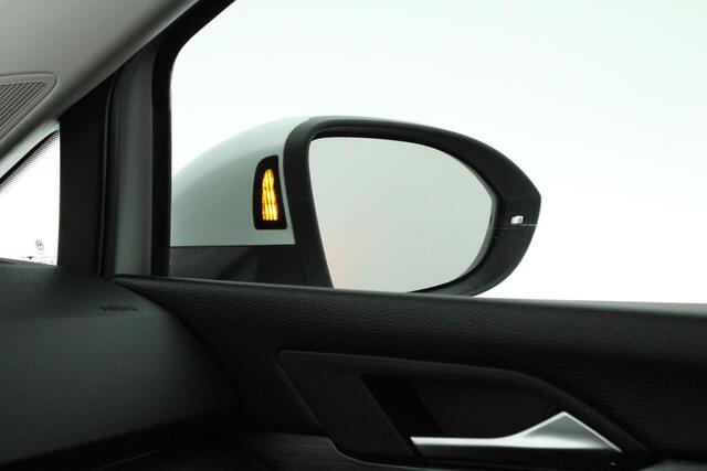 Volkswagen GOLF 1.4 204pk eHybrid Style Oryxwit Panoramadak Trekhaak Camera DCC Keyless Virtual Cockpit Navigatie