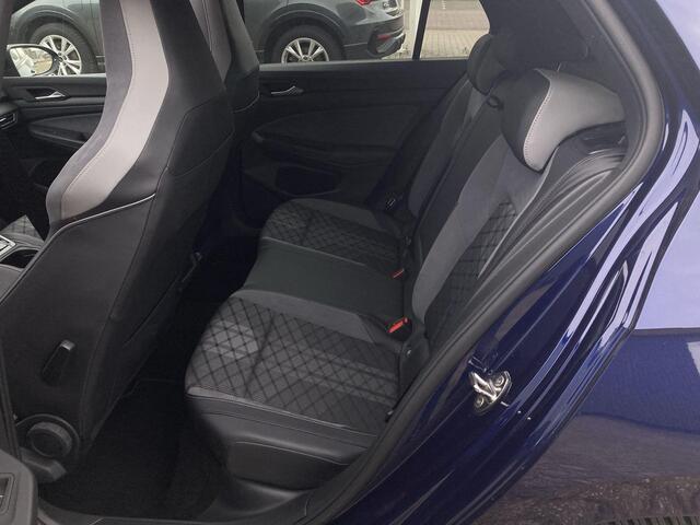 Volkswagen GOLF 1.5TSI/130PK R-Line · Panoramadak · Camera · Apple/Android Car Play · Navigatie · Stoel- & Stuurverwarming