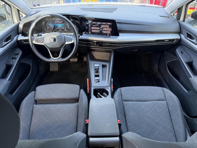 Volkswagen GOLF Variant 1.0 eTSI Life Memory seat, LED, Carplay