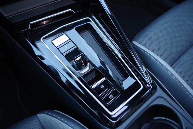 Volkswagen GOLF 1.4 eHybrid GTE 245 PK PHEV, Schuif Kanteldak, Leder, Trekhaak, Memory, Stoelkoeling -Verwarming