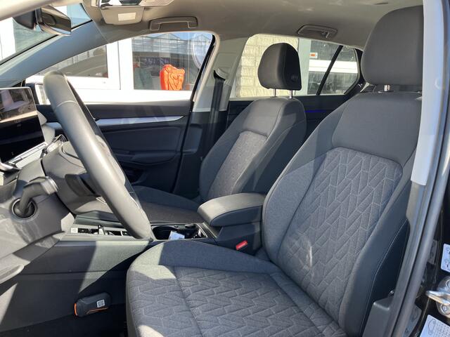 Volkswagen GOLF 1.5 eHybrid Life Edition / FABRIEKSGARANTIE TOT 06-2029/ AUTOMAAT/ CRUISE/ APP-CONNECT/ PARK. SENSOREN + CAMERA/ STOELVERWARMING/ CLIMA