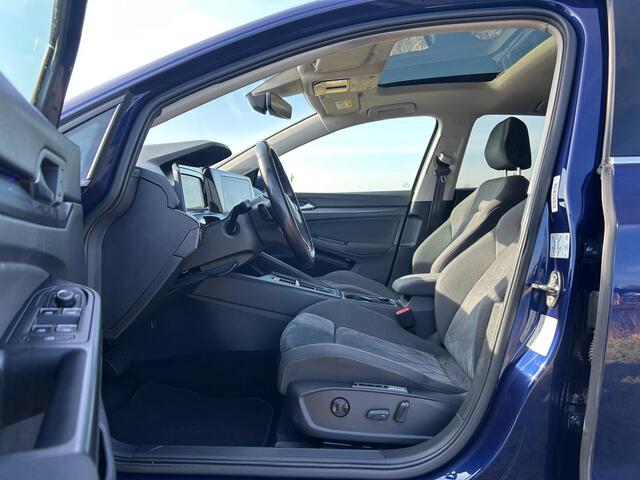 Volkswagen GOLF 1.5 eTSI R-Line Panoramadak / Ergocomfortstoel / Automaat