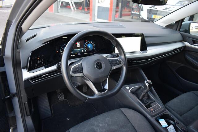 Volkswagen GOLF Variant 1.0 TSI Life | Apple CarPlay | LED | Camera | ACC