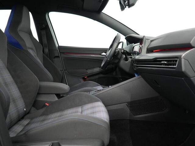 Volkswagen GOLF 1.4 eHybrid GTE | ACC | Camera | Comfort pakket | IQ Drive |