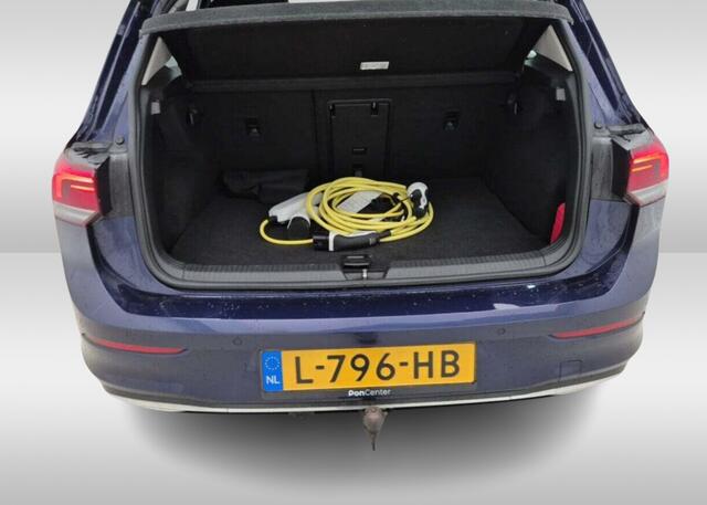 Volkswagen GOLF 1.4 eHybrid Style 1e-Eig. & Dealer-Onderh. BOVAG-Garantie. NL-Auto