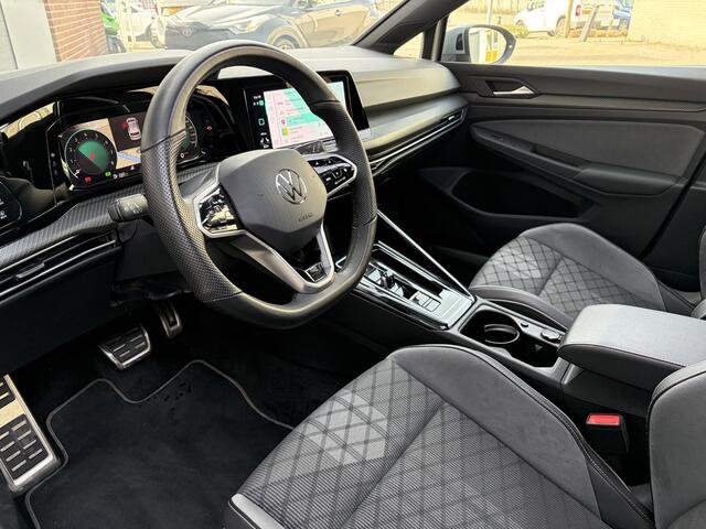 Volkswagen GOLF VIII 1.5 eTSI 110kW R-Line DSG | Pano | LED | Navi | Climate | Camera | Parkeer sensoren |