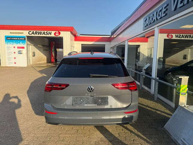 Volkswagen GOLF Variant 1.5 TSI Life Business