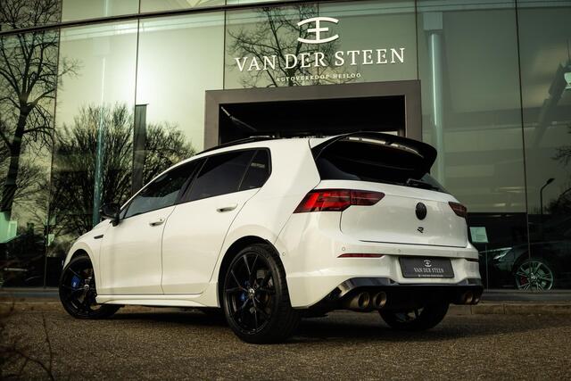 Volkswagen GOLF 2.0 TSI R 4Motion Akraprovic | Stoelventilatie | Nurburgring | Memory | Panoramadak