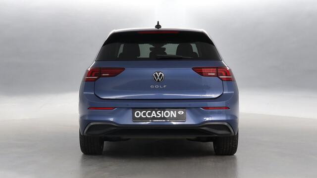 Volkswagen GOLF 1.5 eHybrid 204pk Life Edition DSG / Navigatie via App Connect / Stoel+Stuurverwarming / Camera