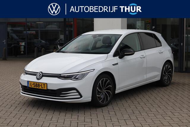 Volkswagen GOLF 1.0 TSI Style NL auto Ergo stoelen privacy glas 17" LMV Ventura navigatie pdc voor en achter ACC elektrische bestuurdersstoel met geheugen